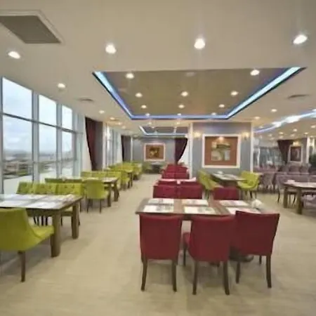 ホテル Gezgin Airport